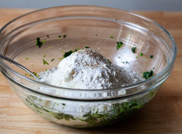 1764270820_54857160044_8693ded57a_z.jpg Deliciosos Gnudi de Espinafre e Ricota: Uma Receita do Smitten Kitchen