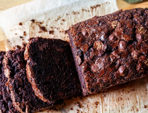 double-chocolate-zucchini-bre-07-scaled.jpg Pão de Abobrinha com Chocolate Dupplo: Uma Receita Irresistível do Smitten Kitchen