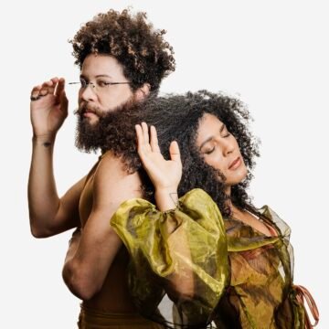 Josyara e Martins apresentam três faixas inéditas em estúdio antes do lançamento do álbum ‘Deu Match Ao Vivo’, previsto para 2026.