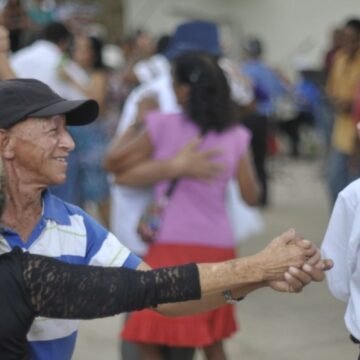Expectativa de Vida no Brasil Atinge 76,6 Anos, Marcando o Maior Índice da História
