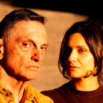 Paulo Miklos planeja álbum solo para 2026 e une forças com Papisa em duas faixas de tom melancólico.