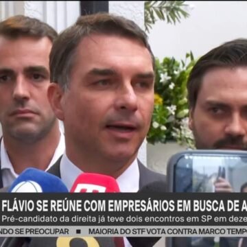Flávio Bolsonaro apresenta sua visão política em encontro com empresários em São Paulo