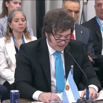 14197857.jpeg Conflitos de Visão: Lula e Milei Discutem Futuro da Venezuela e Parceria com a União Europeia no Mercosul