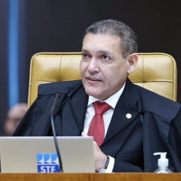 STF Define Regras Claras para a Idade de Juízes em Todo o País