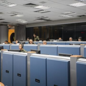 Descubra os Bastidores do Futuro: Dentro da Sala de Controle do Primeiro Voo Espacial Comercial Brasileiro