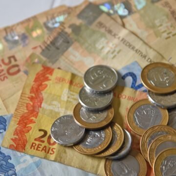 Histórico: Carga Tributária atinge Níveis Recordes em 2024 após Aumento de Impostos