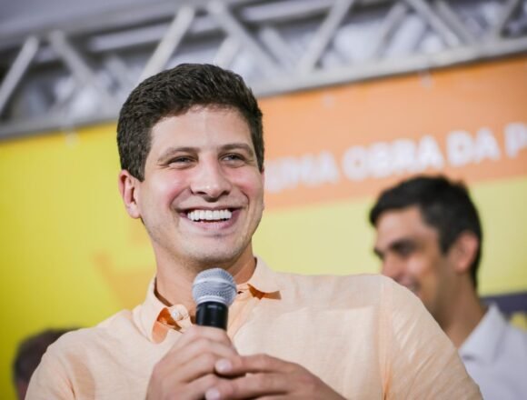 joao-campos-prefeitura-recife.jpg João Campos desponta como favorito na corrida pelo governo de Pernambuco