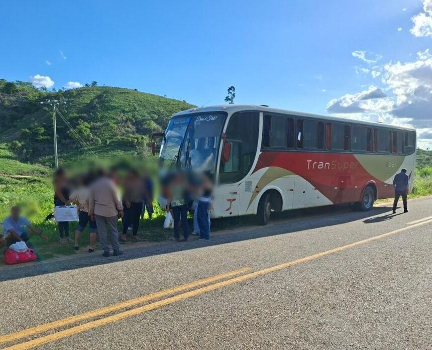 Após assalto audacioso, homem é detido ao tentar escapar em ônibus em Minas Gerais